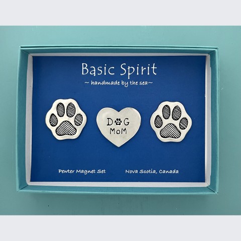 Dog Mom Med. Magnet Set (Boxed)