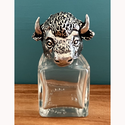 Buffalo Small Shaker