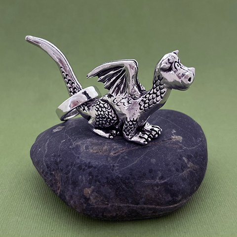 Dragon Ring Holder